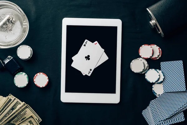 Texas Hold'em Bonus live-dealer table on jepor987 showing dealer cards, community cards, and betting positions